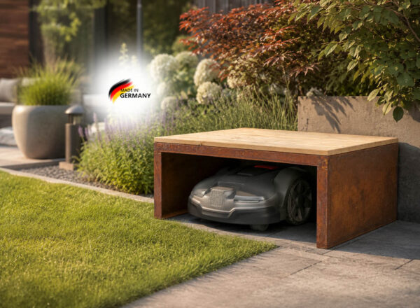 Mährobotergarage mit Holzabdeckung